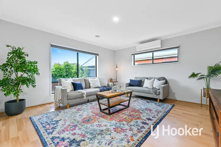 Fifth view of Homely house listing, 3 Caitlin Drive, Pakenham VIC 3810