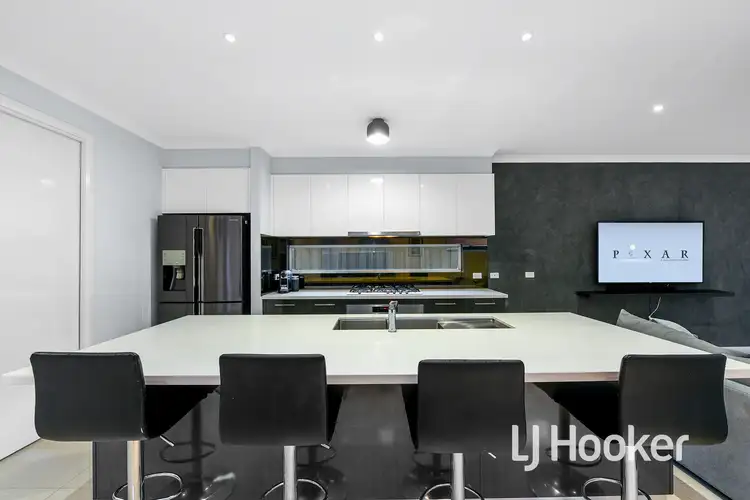 Second view of Homely house listing, 5 Deegan Way, Cranbourne East VIC 3977