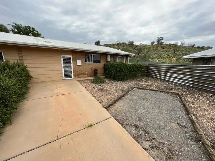 2/2 Thorold Court, Larapinta NT 875