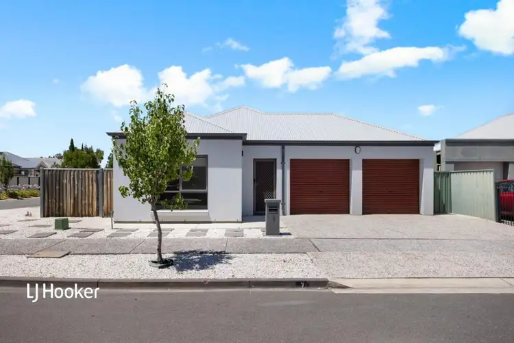 7 Waterton Lane, Mawson Lakes SA 5095
