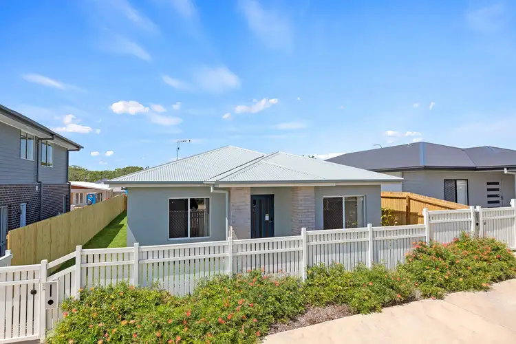 22 Shoreline Avenue, Redland Bay QLD 4165