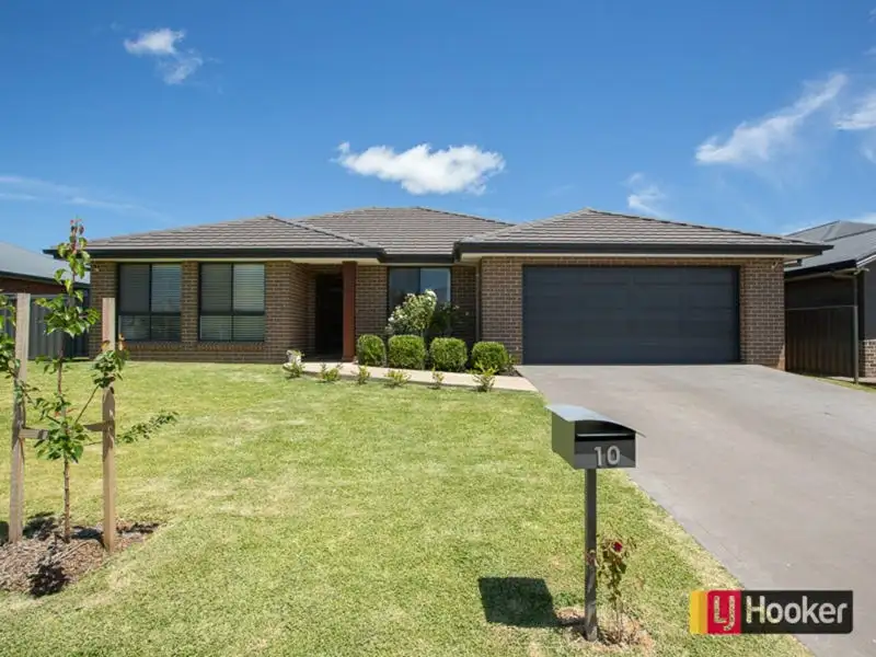 Main view of Homely house listing, 10 Illawarra Place, Calala NSW 2340