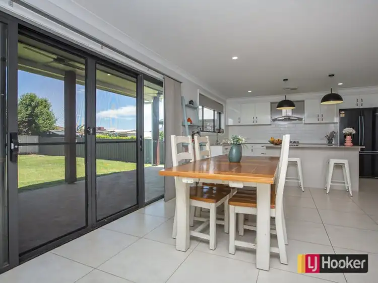 Seventh view of Homely house listing, 10 Illawarra Place, Calala NSW 2340
