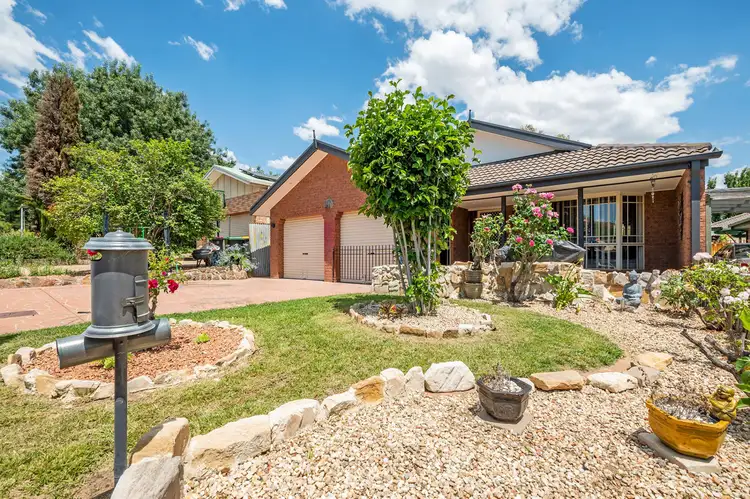 15 Bushby Place, Holt ACT 2615