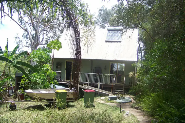32 GOODSELL CRES, Lamb Island QLD 4184