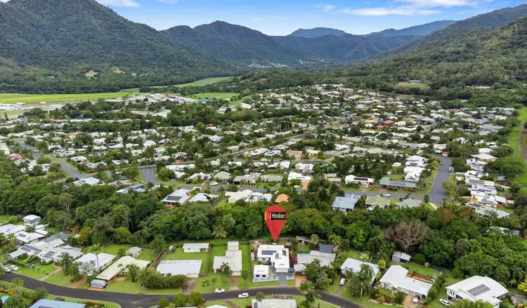 5 Bolwarra Close, Redlynch QLD 4870