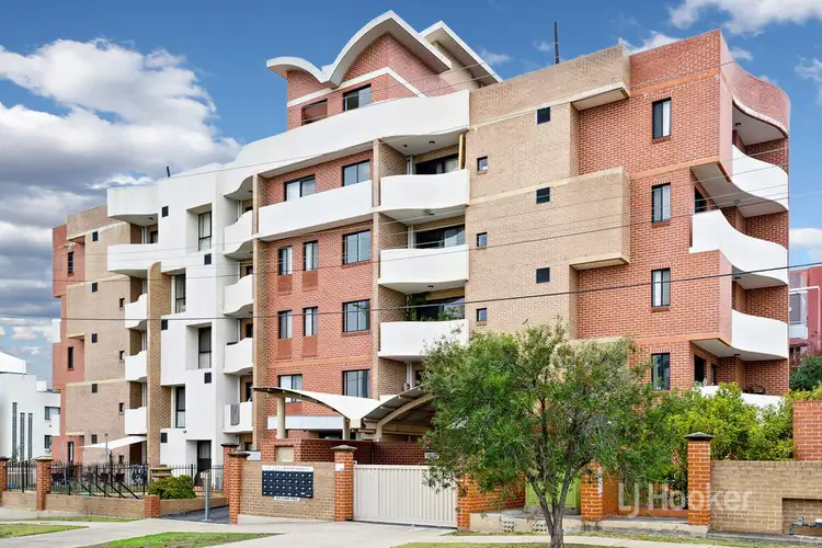 17/20-22 Clifton Street, Blacktown NSW 2148