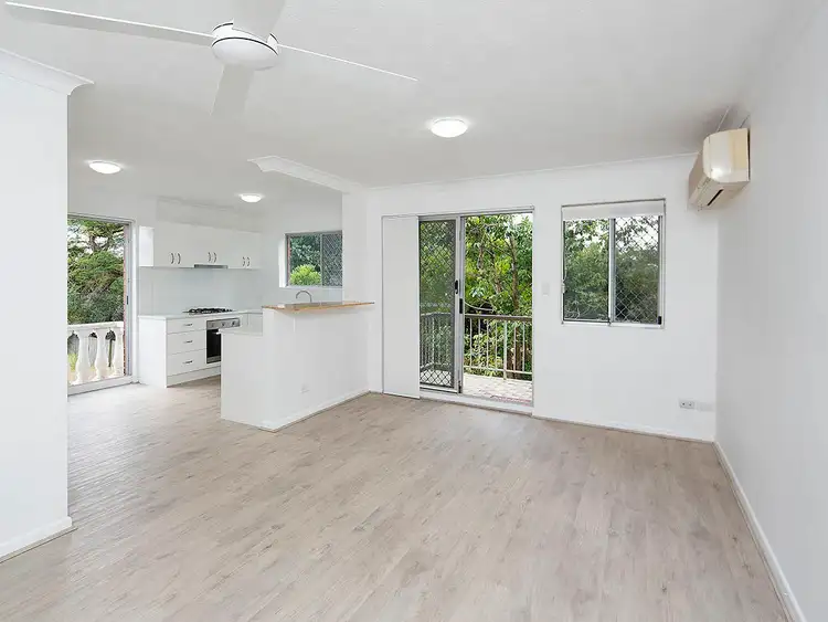 Third view of Homely unit listing, 4/88 Victoria Terrace, Greenslopes QLD 4120