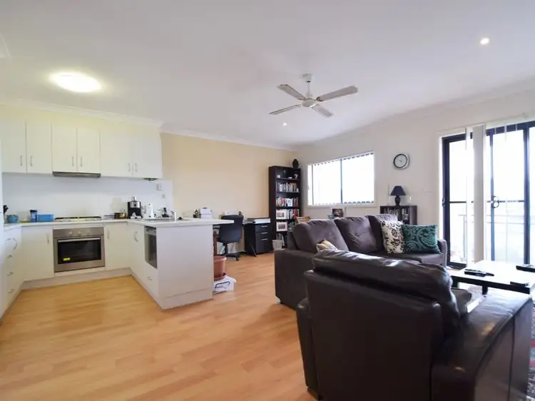 10-157 William Street, Young NSW 2594