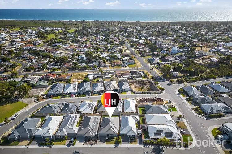 Second view of Homely house listing, 8 Gemfish Street, Two Rocks WA 6037
