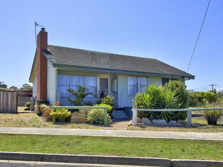 Main view of Homely house listing, 18 Davies Street, Bairnsdale VIC 3875