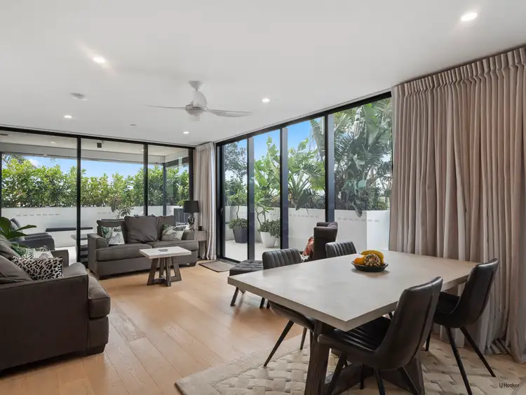 206/16-18 Seventh Avenue, Palm Beach QLD 4221