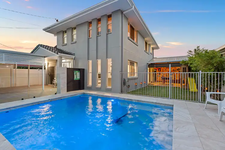 Second view of Homely house listing, 2/1 Carinya Street, Cleveland QLD 4163
