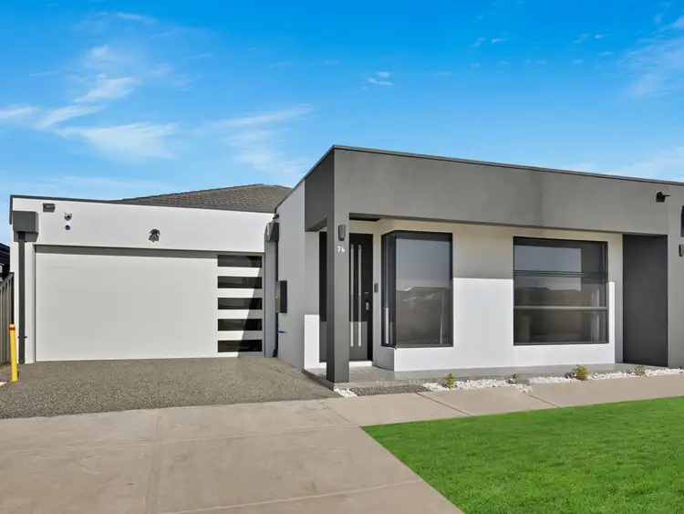 76 Sumar Drive, Mickleham VIC 3064