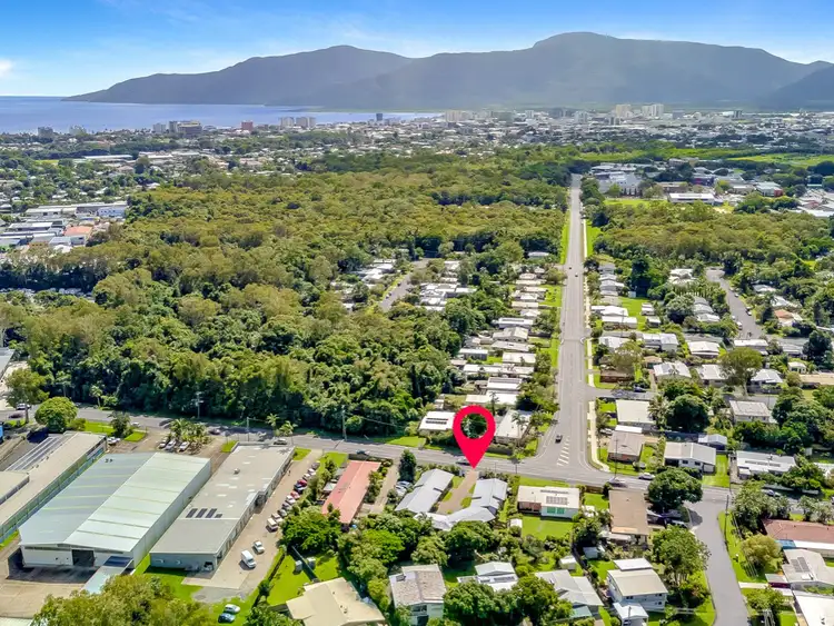 1-4/139-141 English Street, Manunda QLD 4870