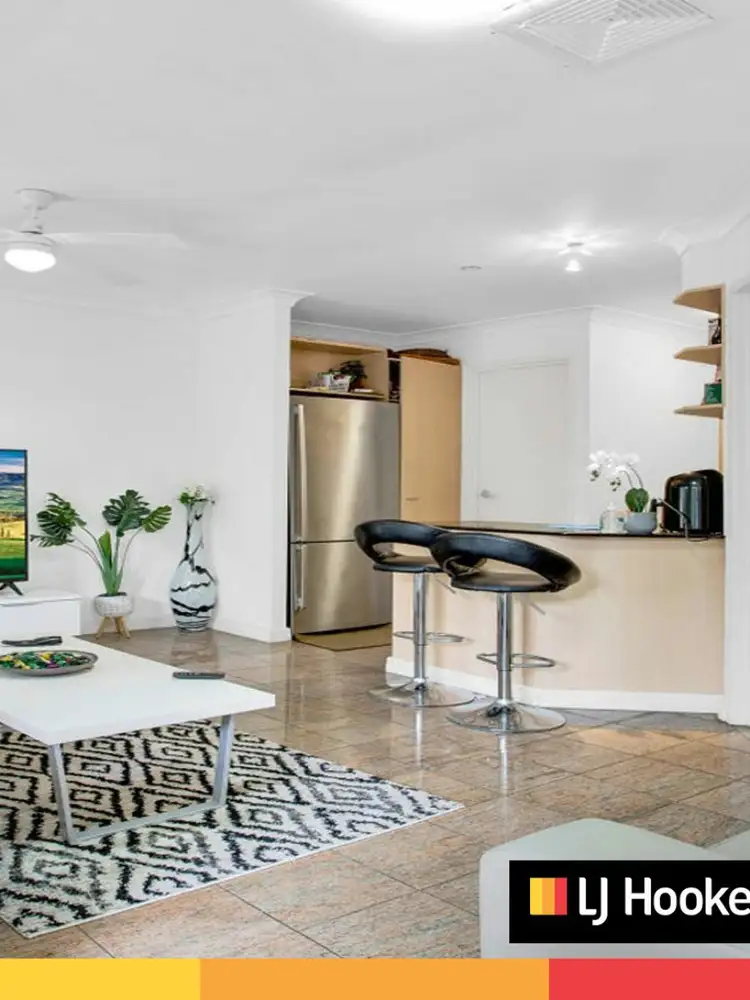 Second view of Homely unit listing, 2/8 Sunridge St, Taringa QLD 4068