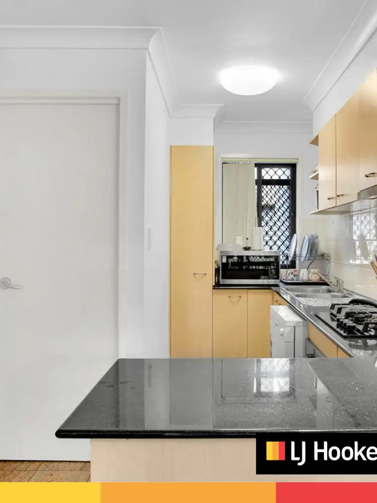 Fourth view of Homely unit listing, 2/8 Sunridge St, Taringa QLD 4068