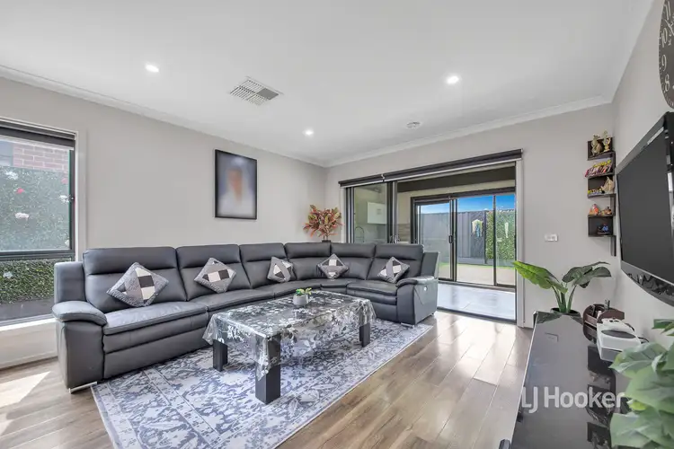 Fifth view of Homely house listing, 50 Hawking Crescent, Fraser Rise VIC 3336