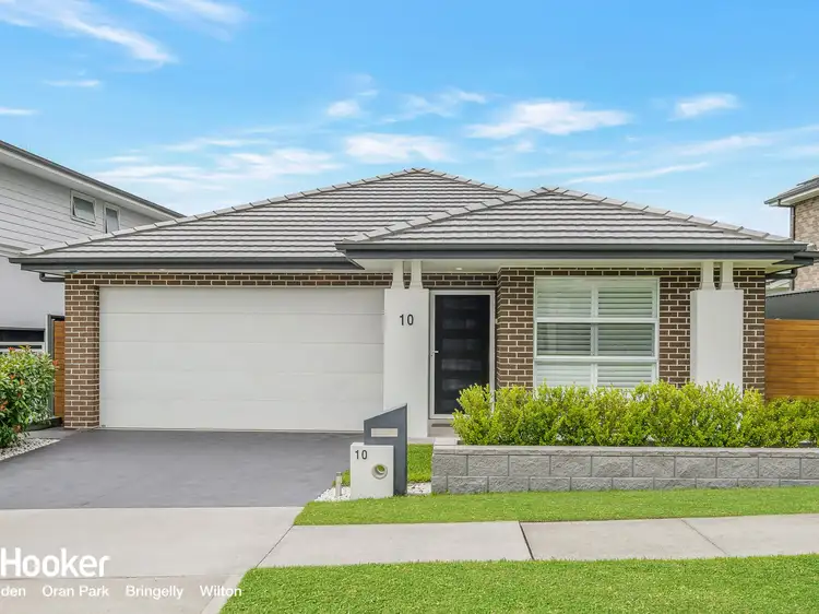 10 Allen Street, Oran Park NSW 2570