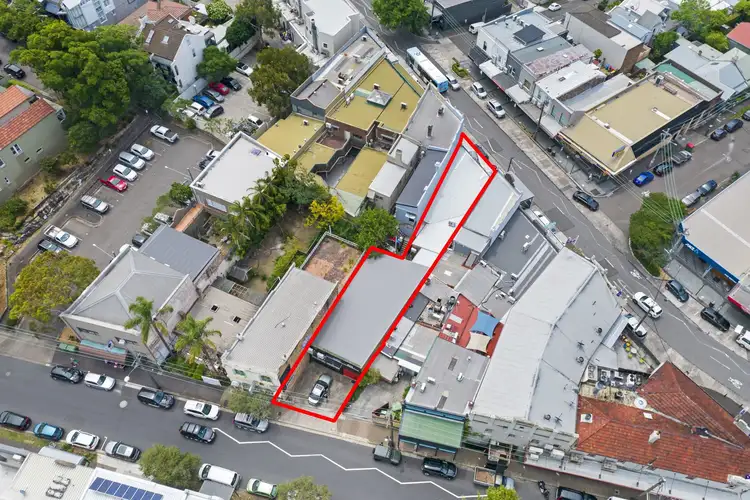 Level Commercial/7 Beattie & 302+302a Darling Street