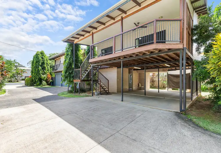 2/7 Tenni Street, Redlynch QLD 4870