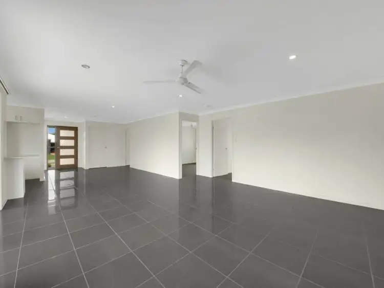Fourth view of Homely house listing, 4 BOSUN CIRCUIT, Tannum Sands QLD 4680