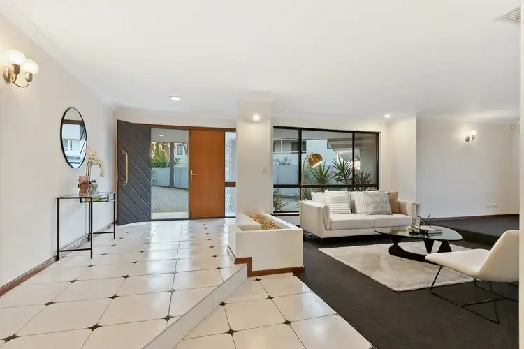 Fourth view of Homely house listing, 3 Hyne Court, Leeming WA 6149