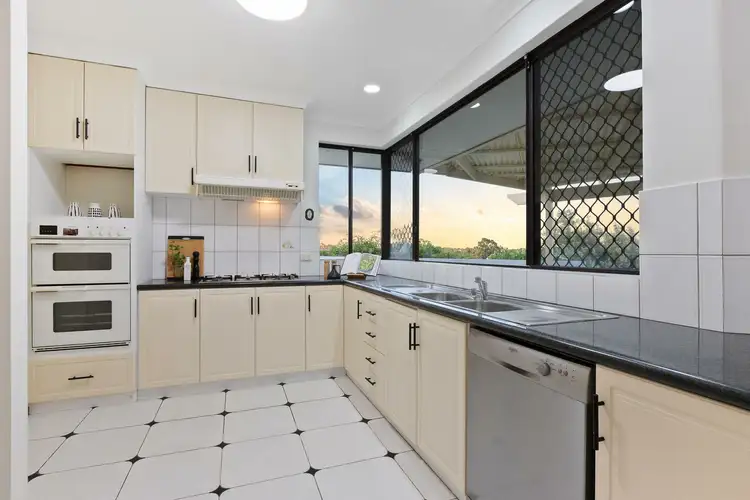 Seventh view of Homely house listing, 3 Hyne Court, Leeming WA 6149