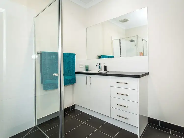 Sixth view of Homely house listing, 3 Wimbledon Court, Mooroolbark VIC 3138