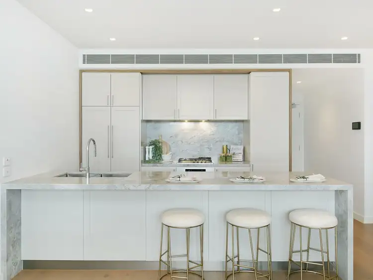 205/36 Spit Road