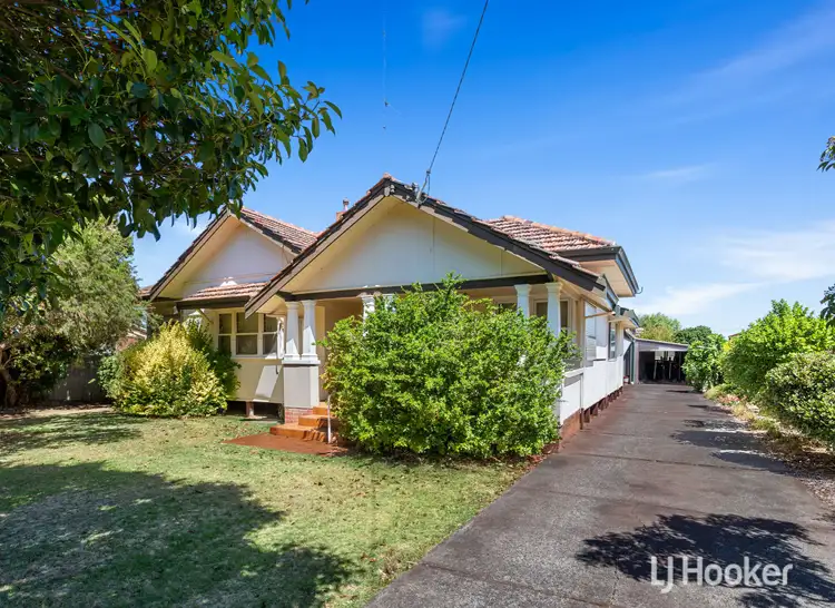 27 Centennial Avenue, Harvey WA 6220
