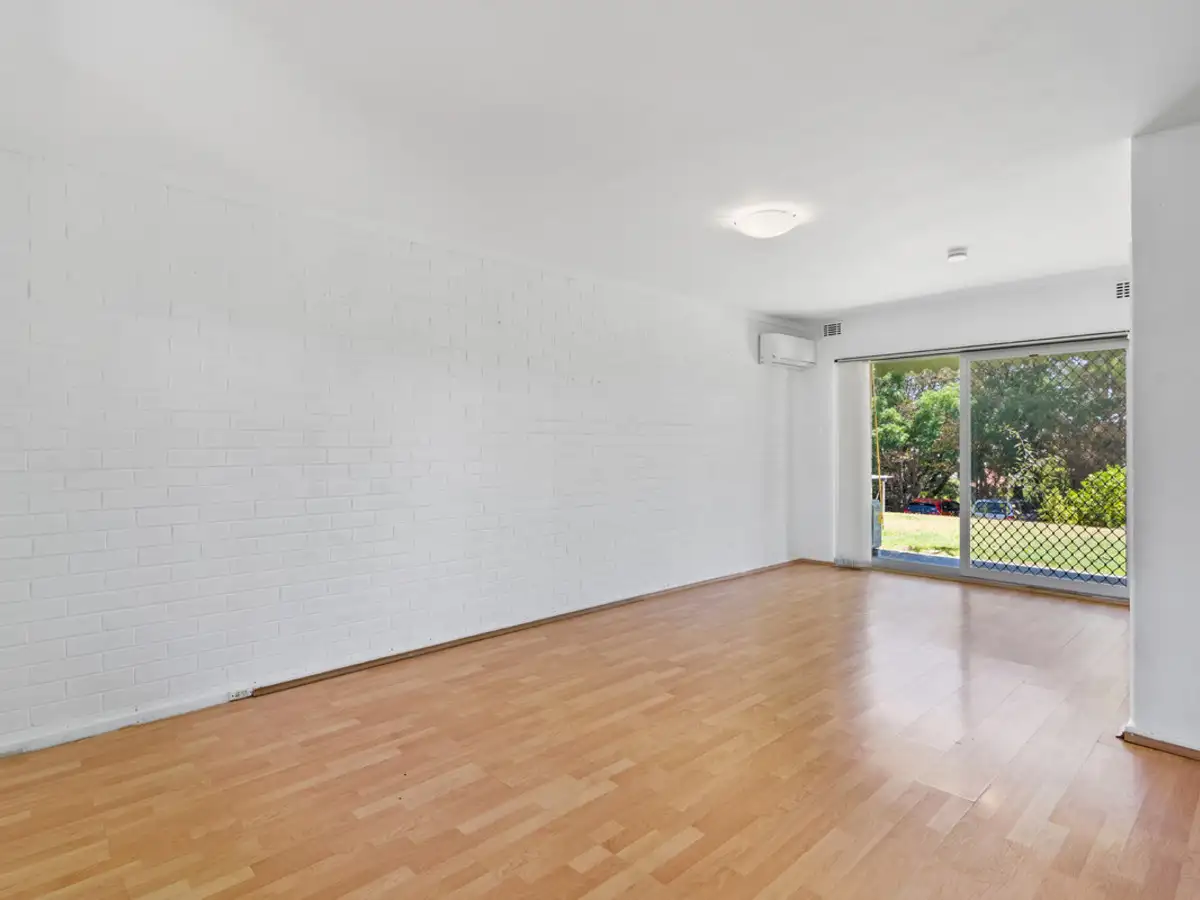 Main view of Homely unit listing, 4/5 Hillside Crescent, Maylands WA 6051
