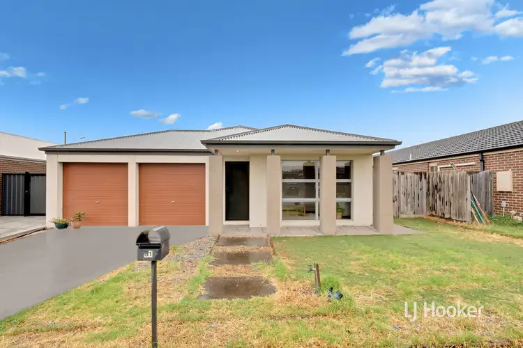 61 James Cook Drive, Truganina VIC 3029