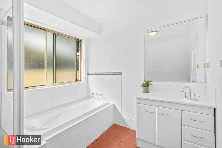 Seventh view of Homely house listing, 11 Julie Ann Court, Hyland Park NSW 2448