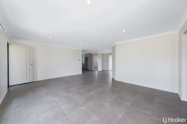 Fifth view of Homely house listing, 28 William Close, Gracemere QLD 4702