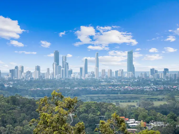 27 Tarrant Drive, Mudgeeraba QLD 4213