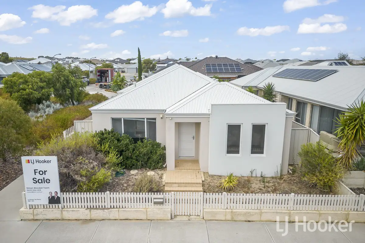 Main view of Homely house listing, 10 Barro Bend, Yanchep WA 6035