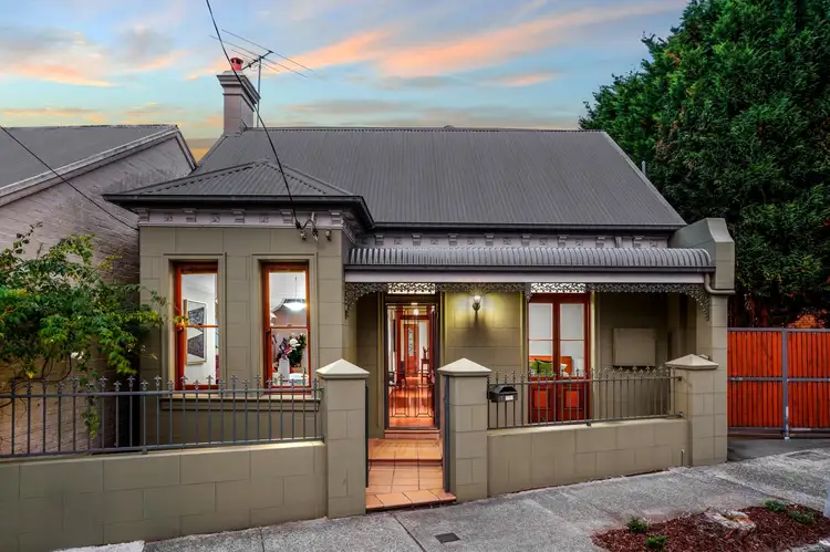 1 Augustus Street, Enmore NSW 2042