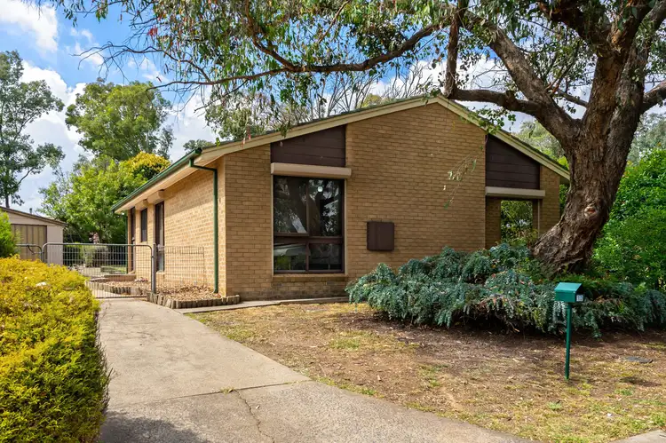 13 Landale Place, Charnwood ACT 2615