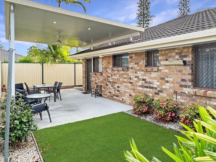 2/71 Mattocks Road, Burleigh Waters QLD 4220