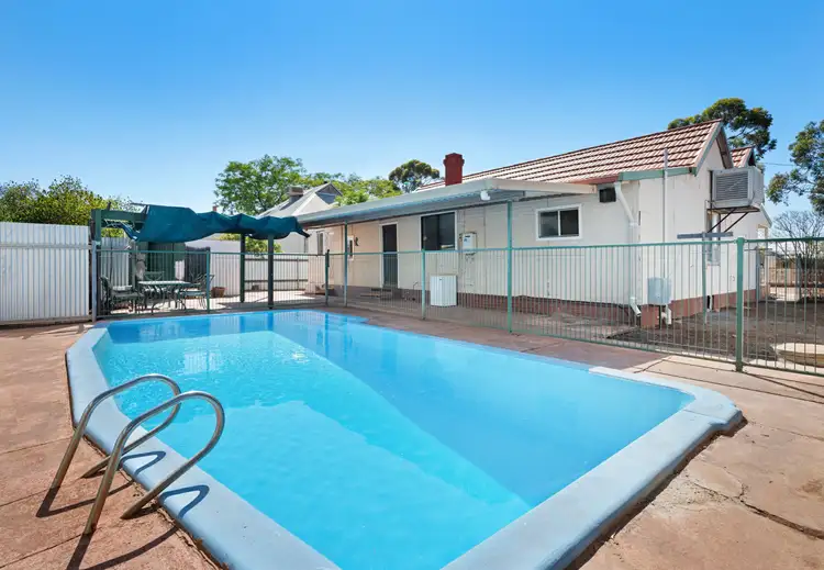 30A Campbell Street, Lamington WA 6430