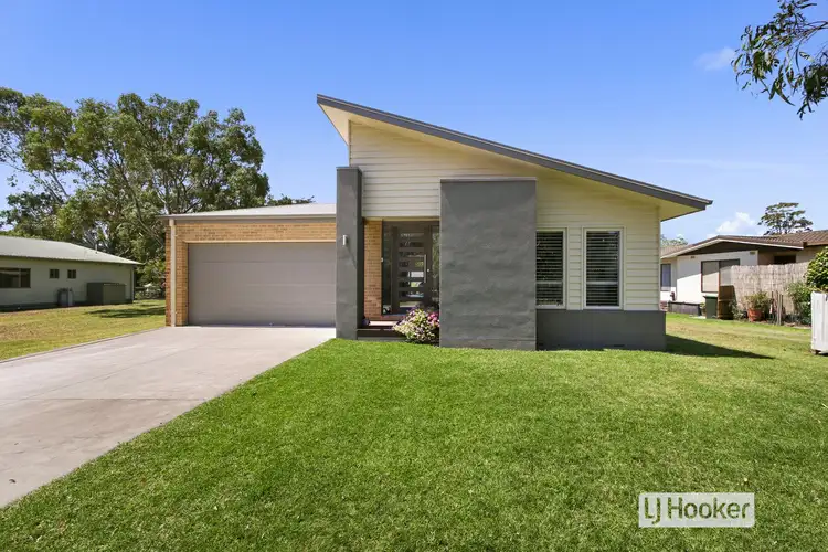 41 Sixth Avenue, Raymond Island VIC 3880