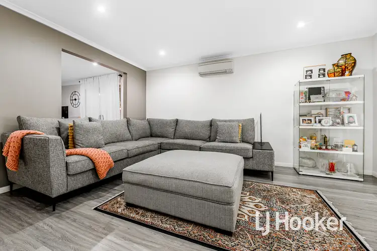 Fifth view of Homely house listing, 2 Parkside Mews, Cranbourne West VIC 3977