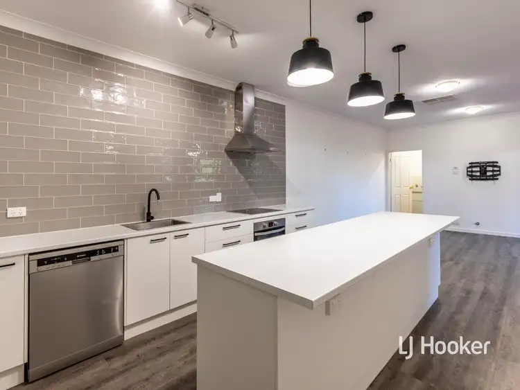 Sixth view of Homely unit listing, 2/1A Giles Street, East Side NT 870