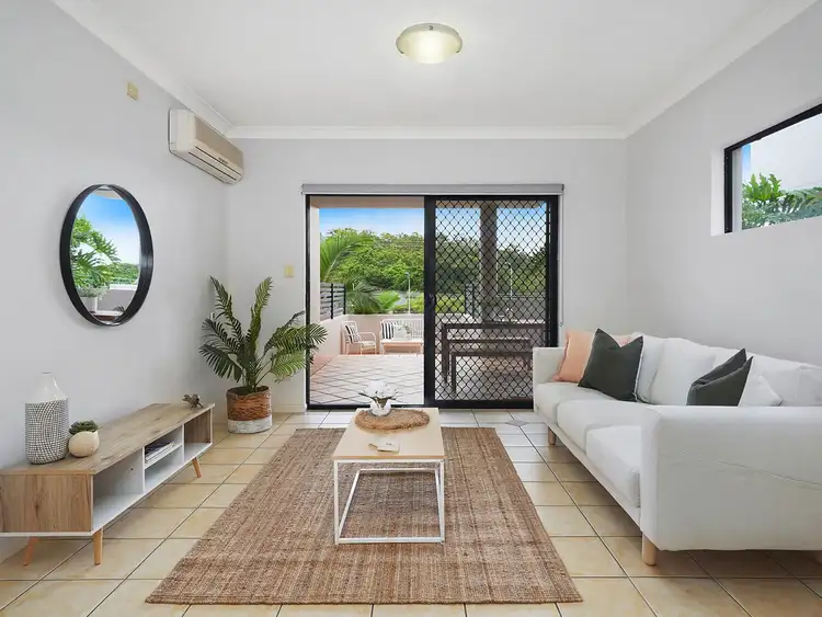 Main view of Homely unit listing, 3/93 Waminda Street, Morningside QLD 4170
