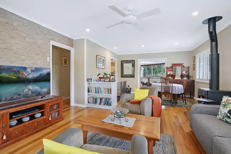 Second view of Homely house listing, 135 Laura Street, Tarragindi QLD 4121