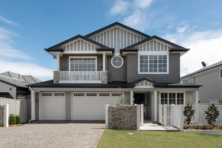 32 Arrol Street, Camp Hill QLD 4152