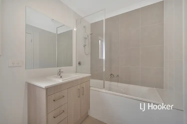 Sixth view of Homely house listing, 3 Hargood Place, Cranbourne East VIC 3977