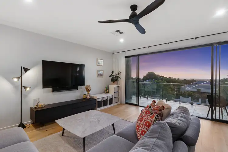 10A George Street, Torrens Park SA 5062