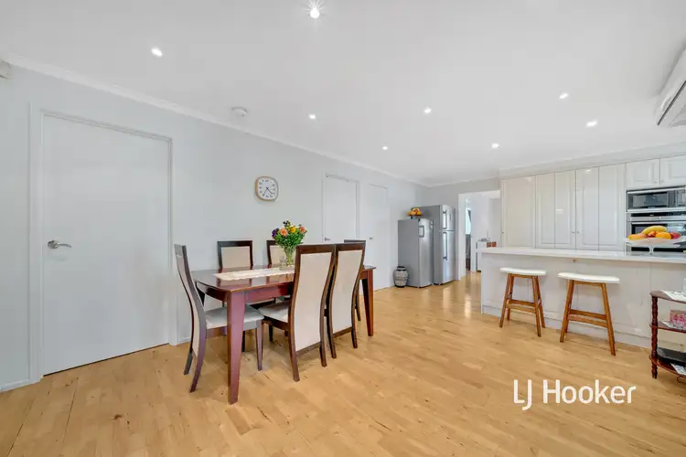 Fifth view of Homely house listing, 9 Gleneadie Close, Hampton Park VIC 3976